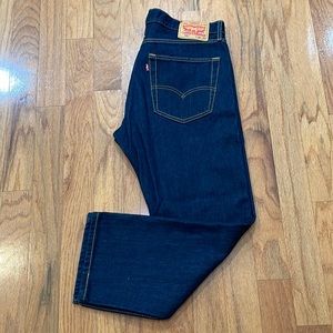 Levi’s 505 Tag Size 36 x 29 Darkwash Five pocket Blue Jeans 100% cotton